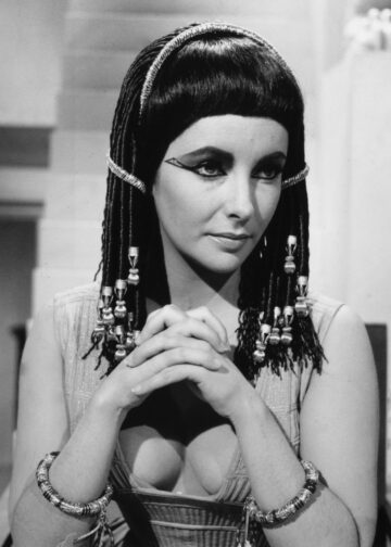 Elizabeth Taylor in the film Cleopatra (1963) directed by Joseph L. Mankiewicz